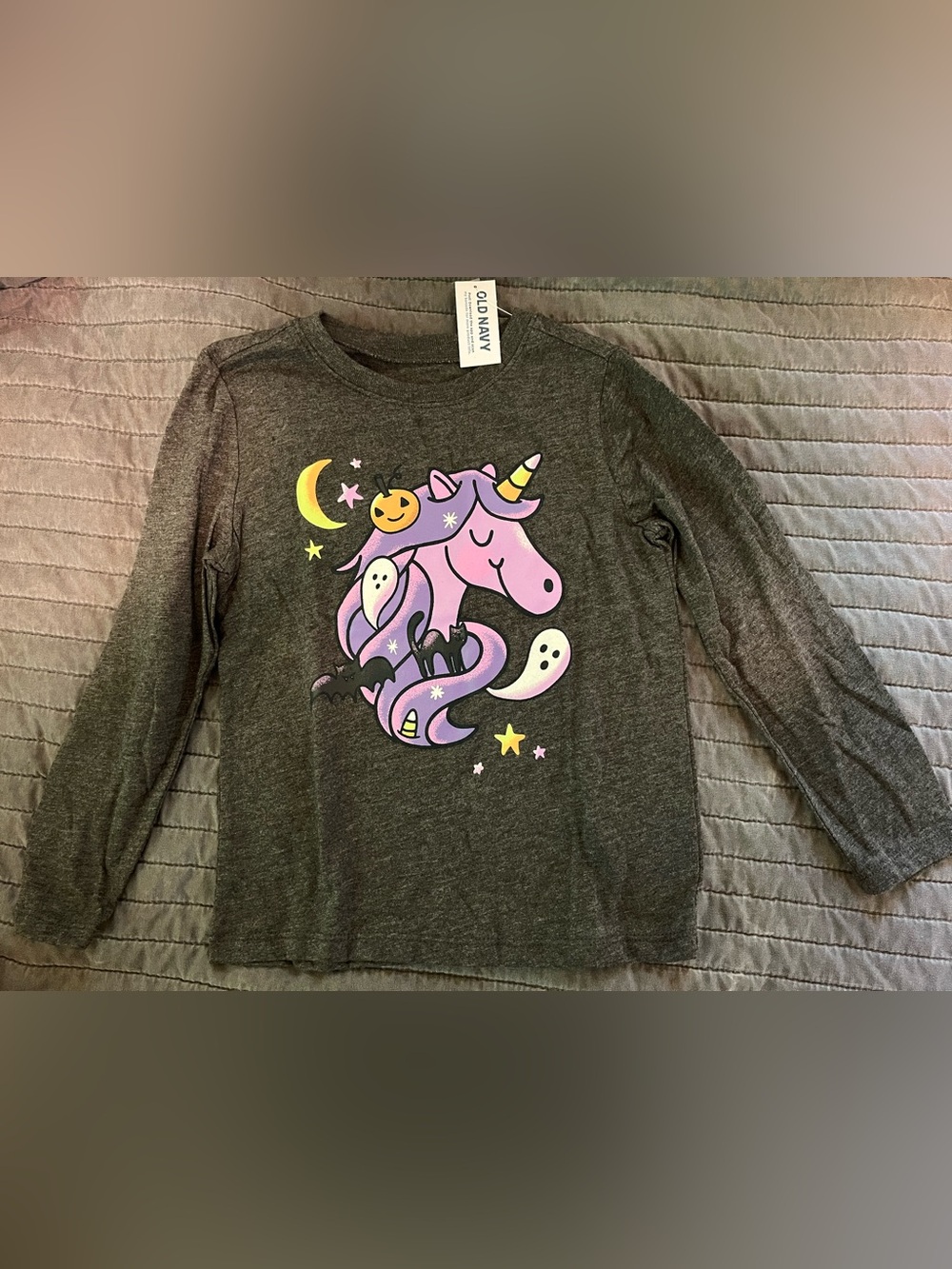 Old Navy Girls Gray Long-Sleeve Halloween Tee with Pink & Purple Unicorn